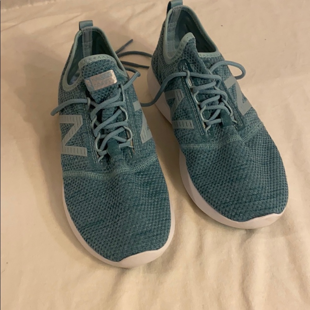 New Balance Fuel Core Coast - W’s size 8.5 wide